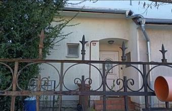 Eladó Pécsi családi ház hirdetés (75467463)