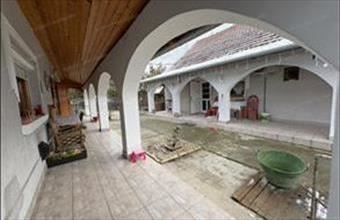 Eladó Kecskeméti családi ház hirdetés (93424759)