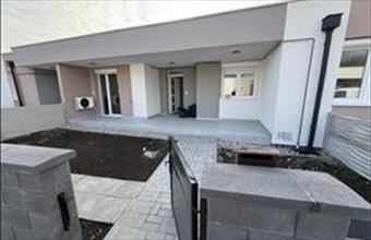 Eladó Hatvani tégla lakás hirdetés (32399973)