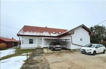 Eladó Nyírpazonyi családi ház hirdetés (64334433)