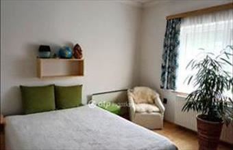 Eladó Csornai családi ház hirdetés (33449328)