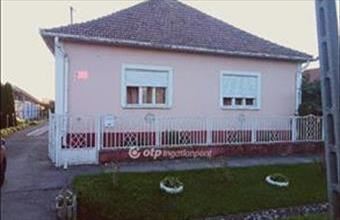 Eladó Csegöldi családi ház hirdetés (54742587)