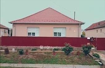 Eladó Mátészalkai családi ház hirdetés (83223874)