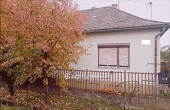 Eladó Tarpai családi ház hirdetés (74577777)