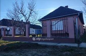 Eladó Kölcsei családi ház hirdetés (25144743)