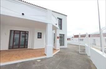 Eladó Spanyolországi sorház hirdetés (94689749)