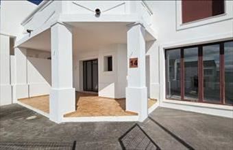 Eladó Spanyolországi sorház hirdetés (94689749)