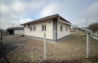 Eladó Dánszentmiklósi családi ház hirdetés (79534739)