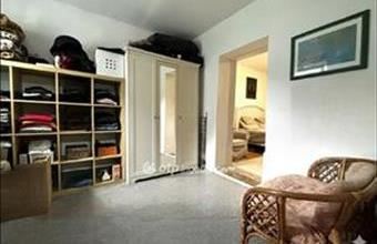 Eladó Budakalászi családi ház hirdetés (94792223)