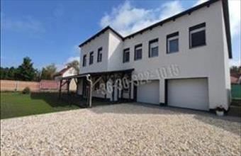 Eladó Tatai családi ház hirdetés (54684839)