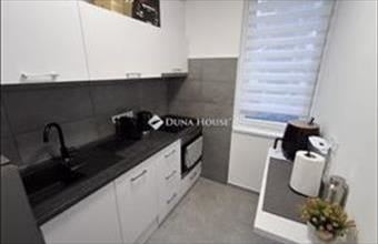 Eladó Budapest XVIII. kerületi csúsztatott zsalus lakás hirdetés (83474454)