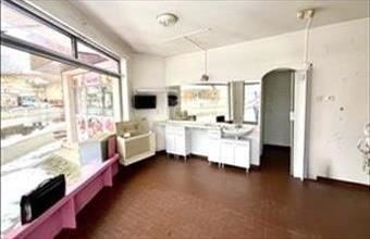 Eladó Újfehértói egyéb üzlethelyiség hirdetés (64194723)