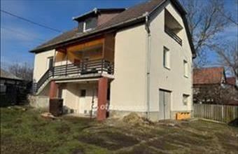 Eladó Poroszlói családi ház hirdetés (45512255)