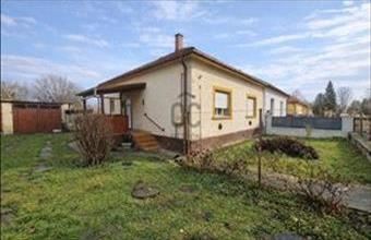 Eladó Tatai családi ház hirdetés (36732951)