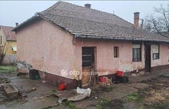 Eladó Csanyteleki családi ház hirdetés (72526476)