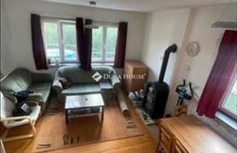 Eladó Szentendrei családi ház hirdetés (38413333)