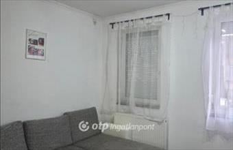 Eladó Egeri tégla lakás hirdetés (21589533)