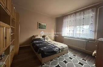 Eladó Vecsési családi ház hirdetés (54474729)