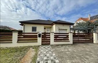 Kiadó Kecskeméti családi ház hirdetés (95439378)