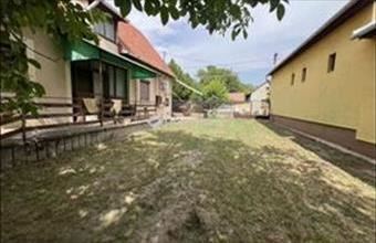 Eladó Kisteleki családi ház hirdetés (38753442)