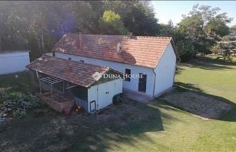 Eladó Bugyi családi ház hirdetés (89234896)