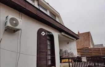 Eladó Vecsési ikerház hirdetés (24244377)