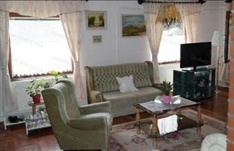 Eladó Tiszafüredi családi ház hirdetés (35283677)