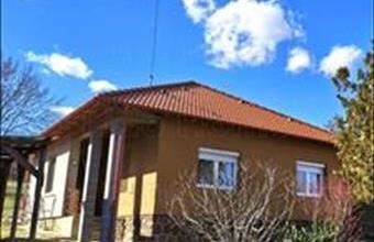 Eladó Kapolyi családi ház hirdetés (98384558)