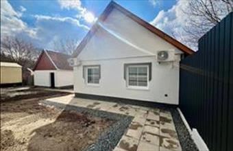 Eladó Békéscsabai családi ház hirdetés (99434744)