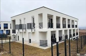 Eladó Soproni tégla lakás hirdetés (81952976)