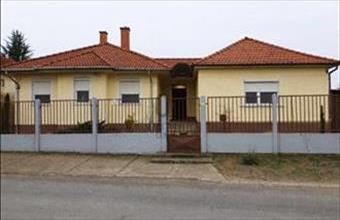 Eladó Debreceni családi ház hirdetés (83475852)