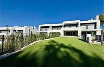 Eladó Spanyolországi sorház hirdetés (97623356)