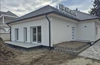 Eladó Balatonlellei tégla lakás hirdetés (13331498)