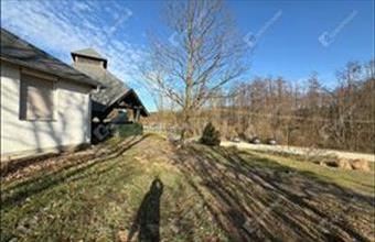 Eladó Hegyhátszentjakabi üzlethelyiség utcafronton hirdetés (95342313)