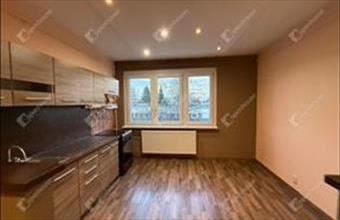 Eladó Zalaegerszegi csúsztatott zsalus lakás hirdetés (65433429)