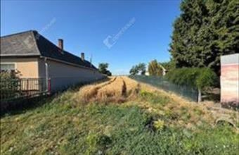 Eladó Úrhidai lakóövezeti telek hirdetés (94496291)