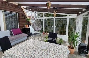 Eladó Győri családi ház hirdetés (72853376)