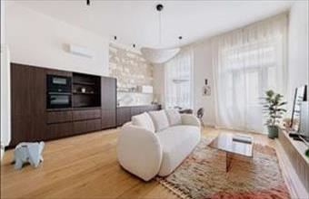 Eladó Budapest V. kerületi tégla lakás hirdetés (15586638)