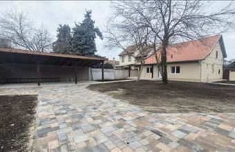 Eladó Békéscsabai családi ház hirdetés (73294357)