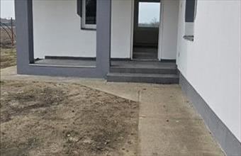 Eladó Hajdúsámsoni családi ház hirdetés (71243399)