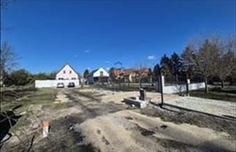 Eladó Keszthelyi lakóövezeti telek hirdetés (59651423)