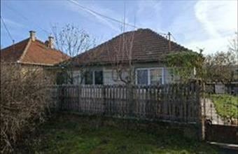 Eladó Majosházai családi ház hirdetés (25153947)