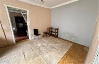 Eladó Újpetrei családi ház hirdetés (88365168)