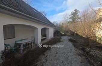 Eladó Pápasalamoni családi ház hirdetés (38343939)