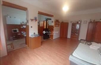 Eladó Kecskeméti tégla lakás hirdetés (33927245)