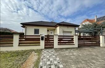 Kiadó Kecskeméti családi ház hirdetés (34997484)