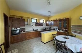 Eladó Gyöngyösi családi ház hirdetés (33579543)