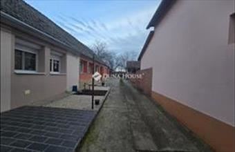 Eladó Bajai tégla lakás hirdetés (94792736)