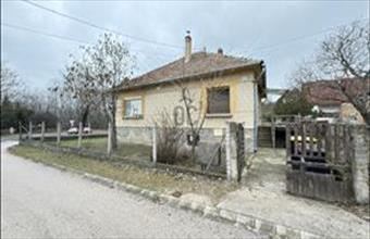 Eladó Győri családi ház hirdetés (75229933)