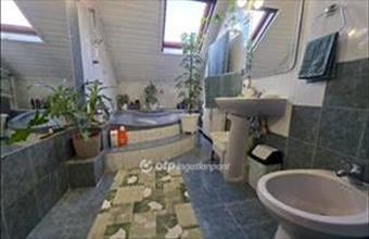 Eladó Szigetszentmiklósi sorház hirdetés (71344324)